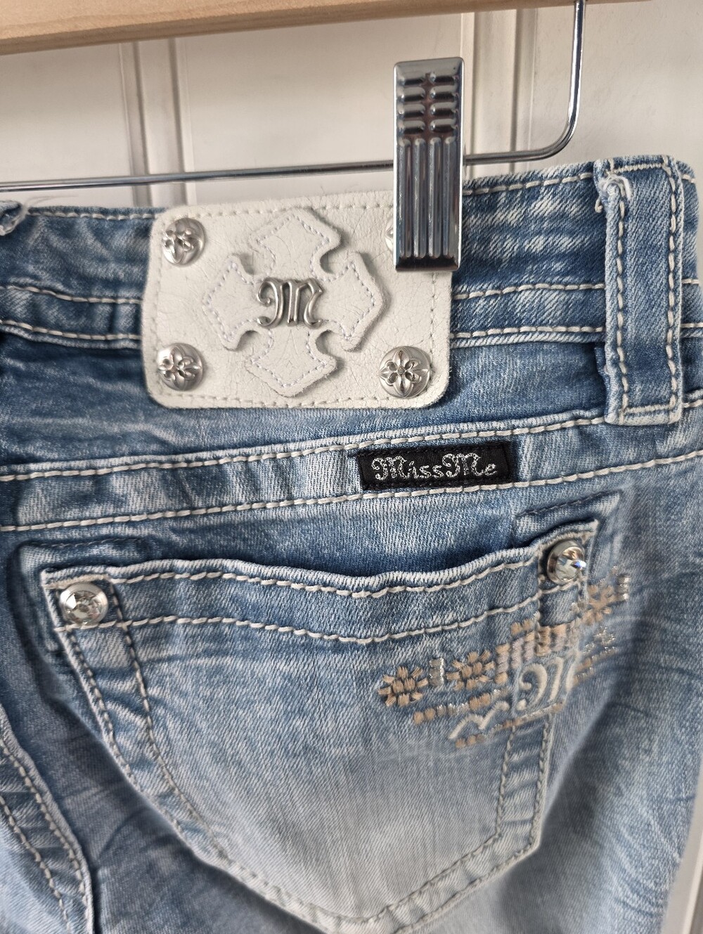 Miss Me Signature Cuffed Skinny Denim Jeans Light Wash Embroidered Size 25 - Picture 10 of 13